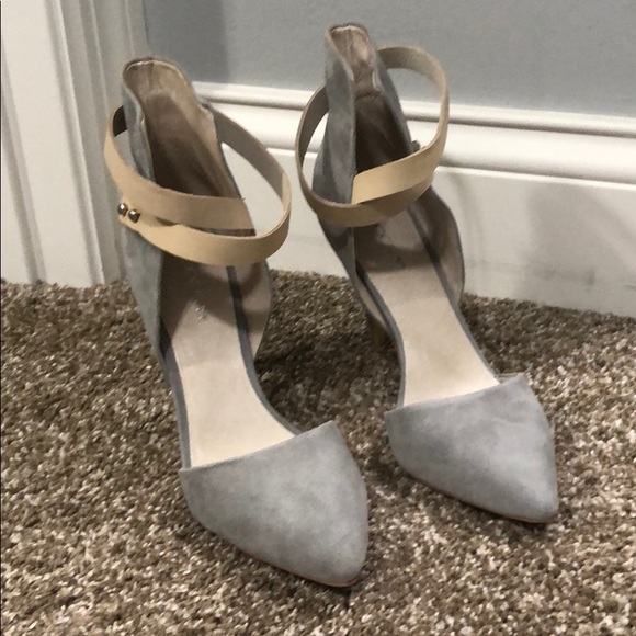 Joe’s Jeans Laney Ankle Strap Pump